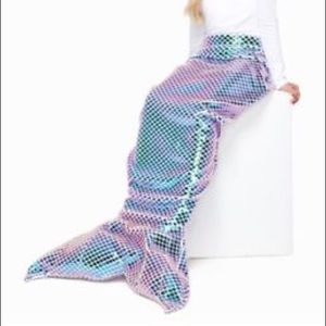 Holographic mermaid blanket